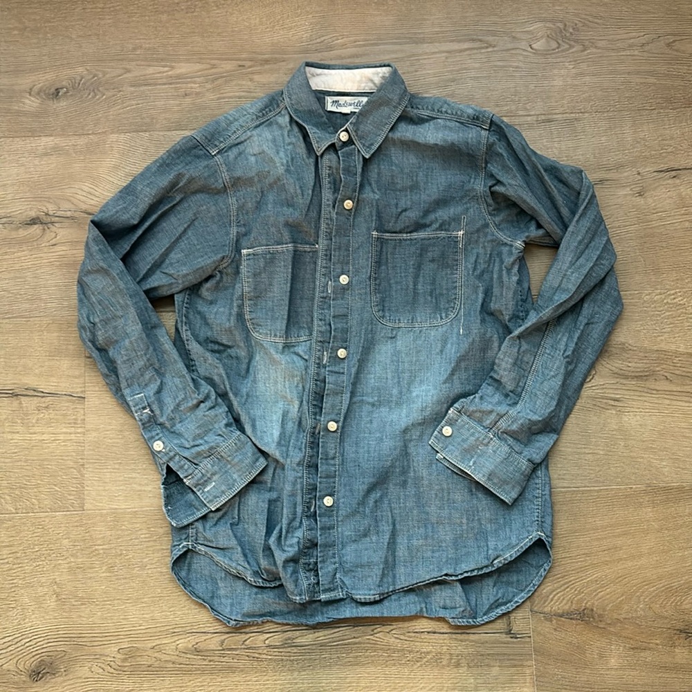 Classic Denim Button-Up Shirt - Blue
